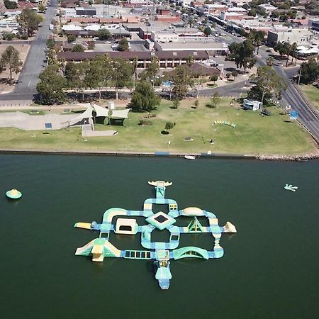 Lakeview Motel Yarrawonga Exterior photo