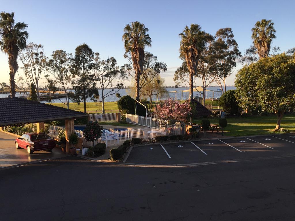 Lakeview Motel Yarrawonga Exterior photo