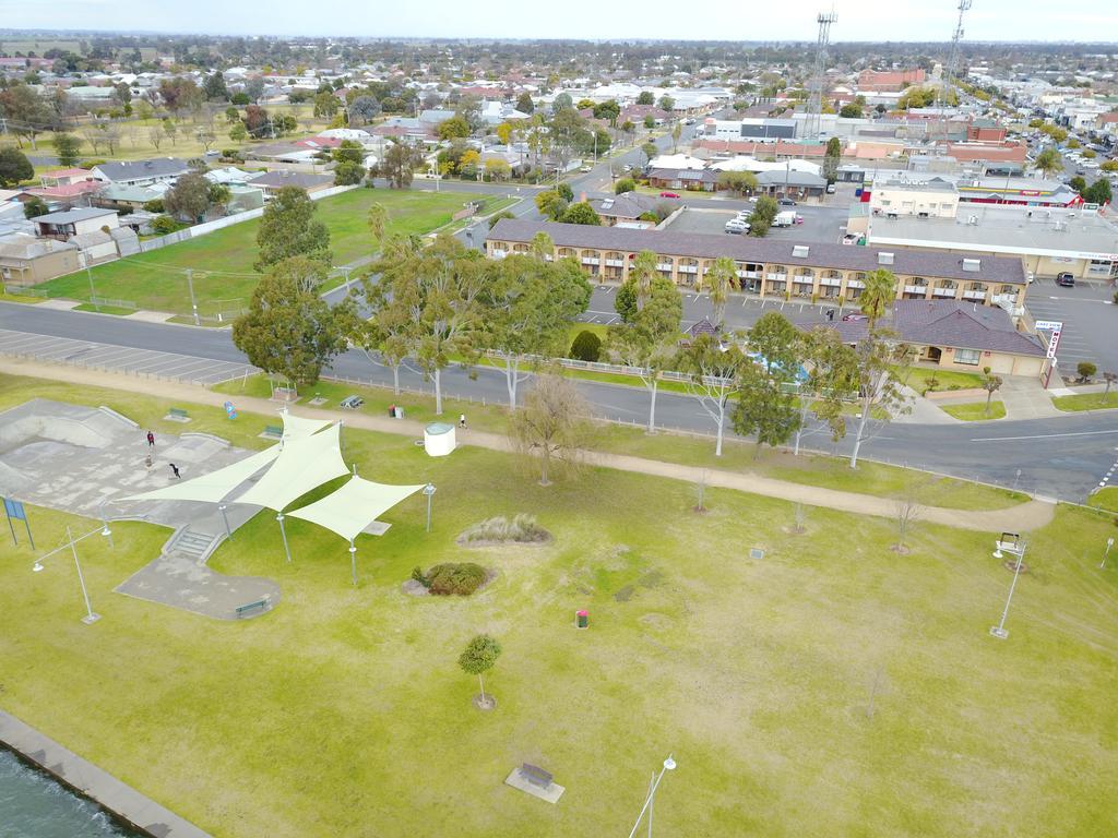 Lakeview Motel Yarrawonga Exterior photo