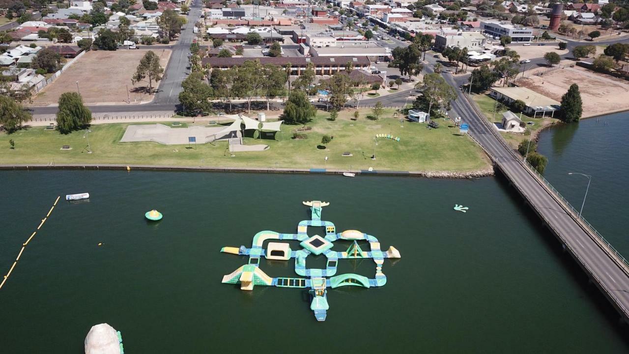 Lakeview Motel Yarrawonga Exterior photo